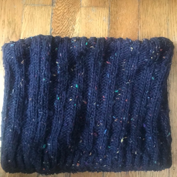 scarf 🧣 - Picture 6 of 6